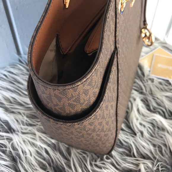 Michael Kors | Bags | Nwt Michael Kors Jet Set Large Logo Tote Bag ...